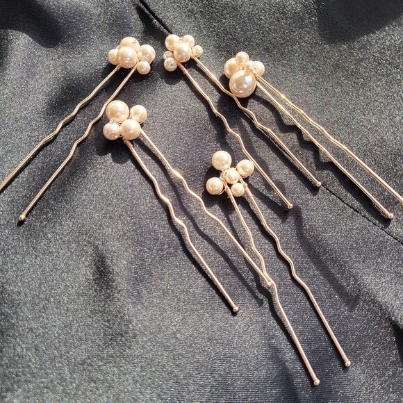 Hairpins - Picture 1 of 3